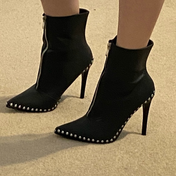 Boots - Picture 2 of 4